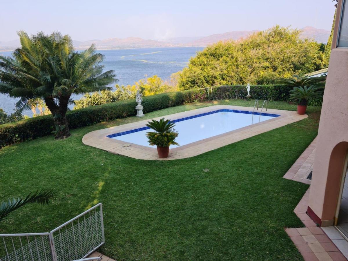 הארטביספורט Kosmos View Luxury Apartments מראה חיצוני תמונה